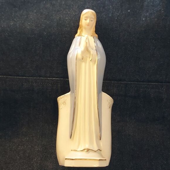 Vintage Mother Mary Madonna ceramic plant flower vase - Picture 2 of 12